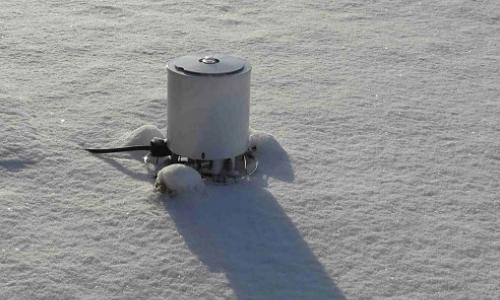 带有加热气流的余弦校正扩散器,可保持入口光学器件无雪、干燥等。 带有加热气流的余弦校正扩散器,可保持入口光学器件无雪、干燥等。